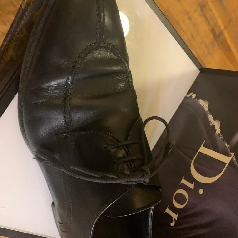 Giorgio Armani black leather Mens tie up shoes